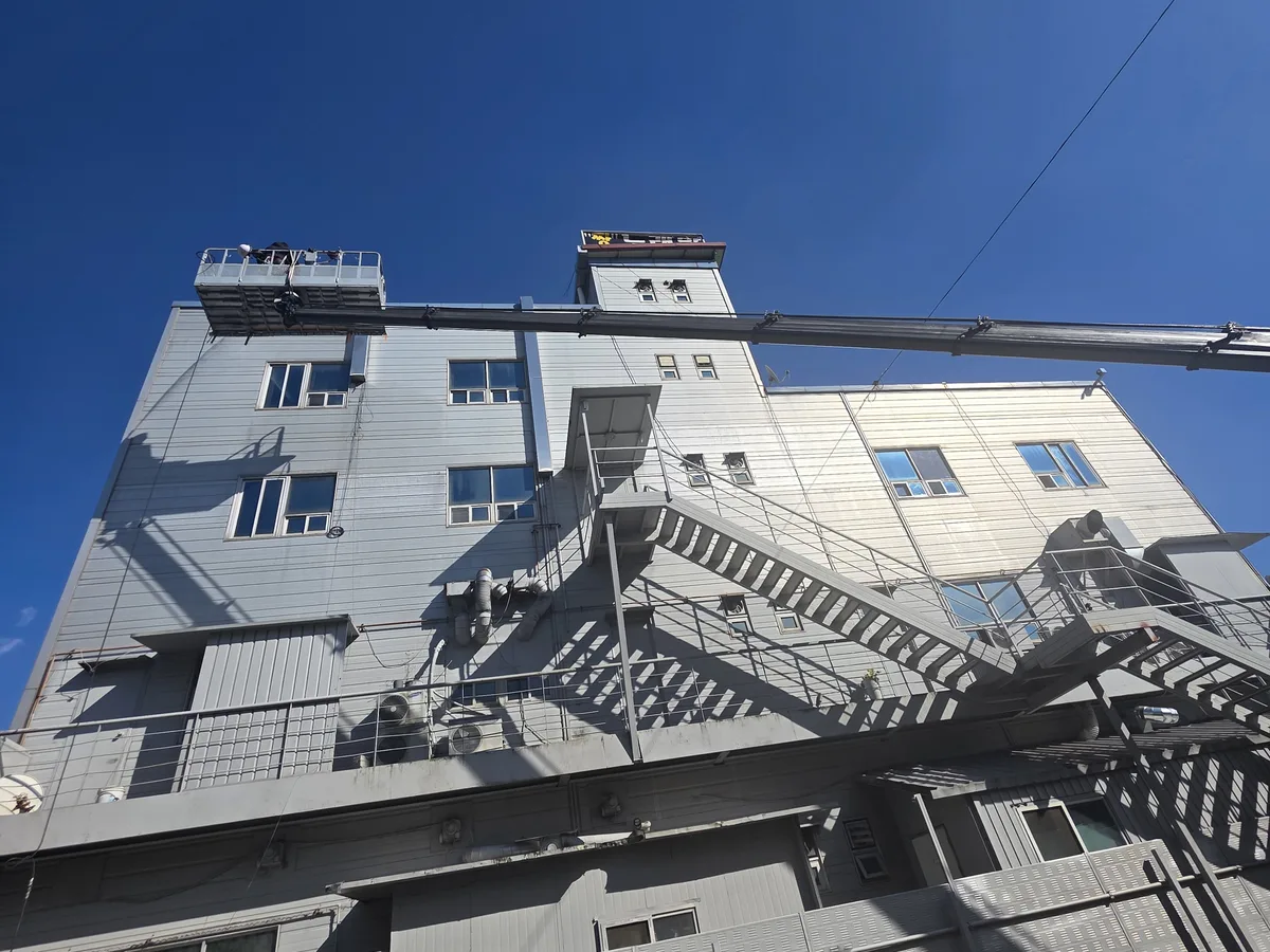 검단구 왕길동 건물 화장실 세면대 살균 위생청소 사례 - 행진크린